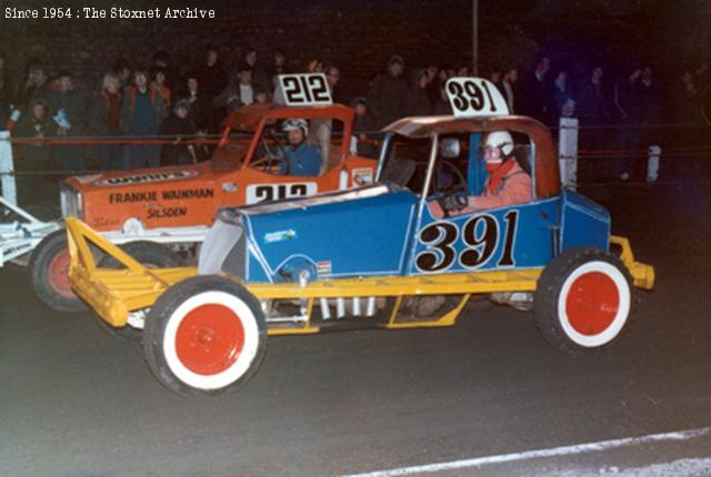 The ex-Doug Cronshaw car which Stuart nicknamed Pussycat and raced for a short time in early 1973. It was then sold to Dave Chisholm, who won the 1973, 1974, and 1975 World Finals in it.