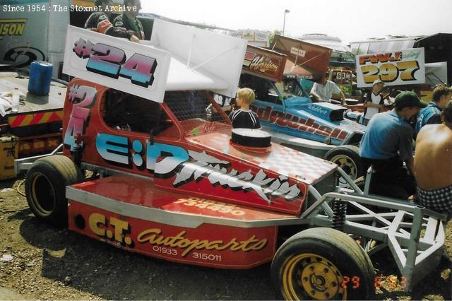 Northampton, June 2003 (Lee Pycroft photo)