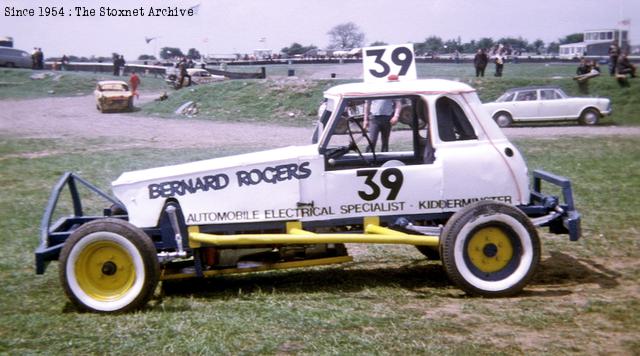 Northampton, June 1975 (Granville Holmes photo, courtesy of Mike Greenwood)