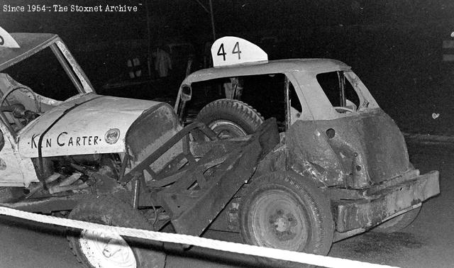 Crashing out with Ken Carter.  This was Mike's first car, and built by Pete Farmer. (John Nolan photo).