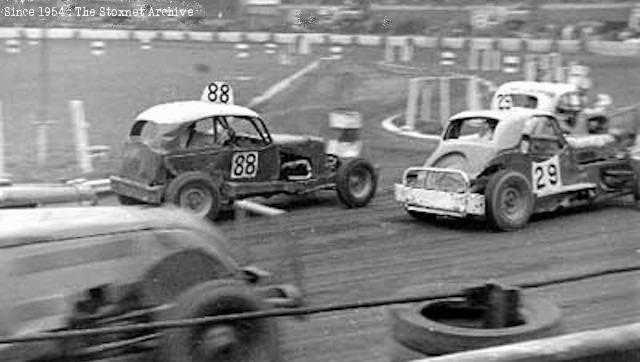 The former Johnny Brise car at Belle Vue, 1966. With 29 Terry Gill (John Nolan photo)