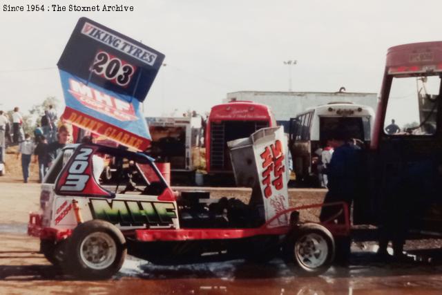 1993 - Self-built copy of the Peter Falding car fitted with previous car's engine. This car was used for several years in different colours and bonnet styles, including the Anniversary Special. Sponsored by MHF and Viking Tyres. This car was sold to Ian Tingle (423). Pictured at Swaffham in 1994 (David Hall photo)