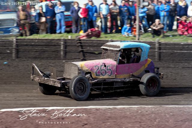 Rochdale 1982 (Steve Botham photo)