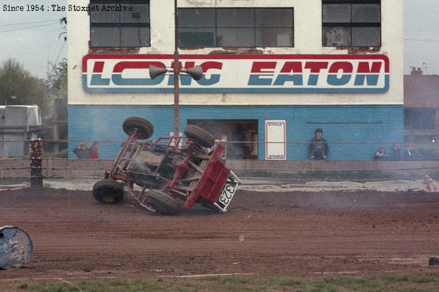 Over on the Tote Bend at Long Eaton, 10th May 1986 (Steve Botham photo)