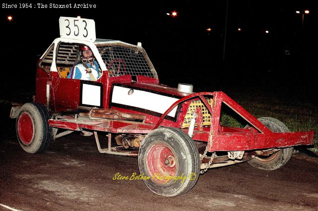 Mick at his debut meeting at Skegness on 23rd July 1986. (Steve Botham photo)