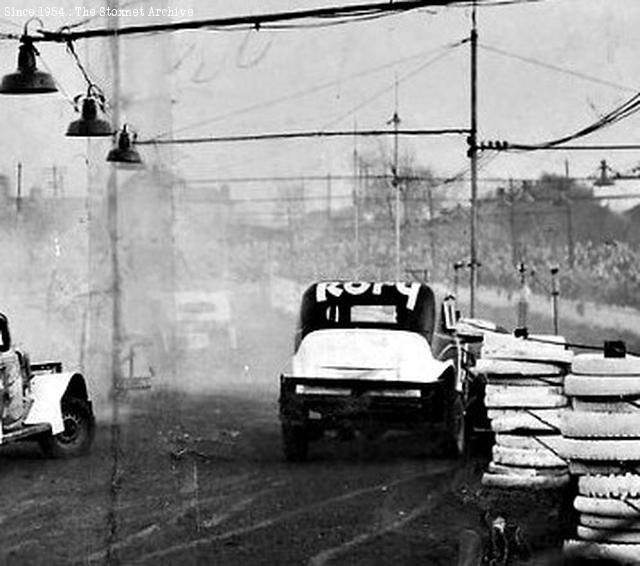 In the fence at Bristol, 1955. (George Jeffries photo)