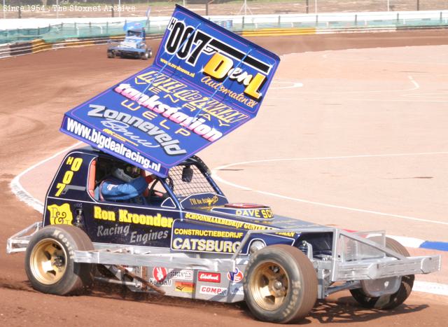 Coventry 2004 (Dave Bastock photo)